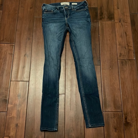 Hollister dark wash skinny jean - Picture 1 of 3